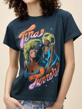 NWT DAYDREAMER Tina Turner Tee